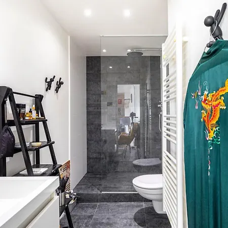 Guestready - Elevated Charm Near Notre-dame Apartment *